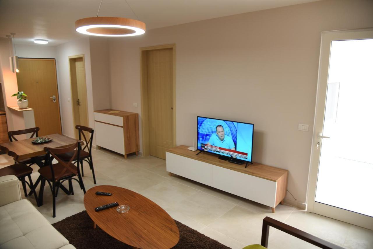 Alex'S Apartment Durrës Exteriör bild